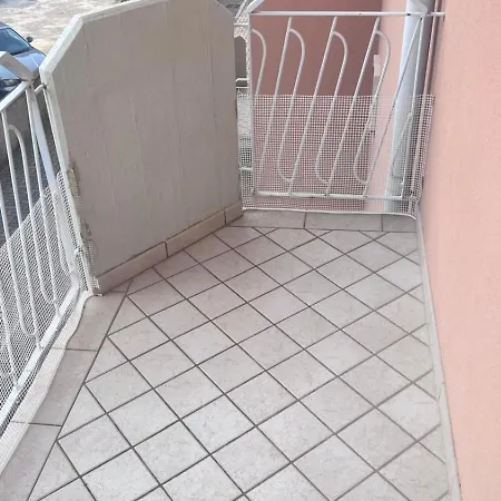 Kb A Due Passi Dal Mare - 5 Posti Letto Διαμέρισμα *
